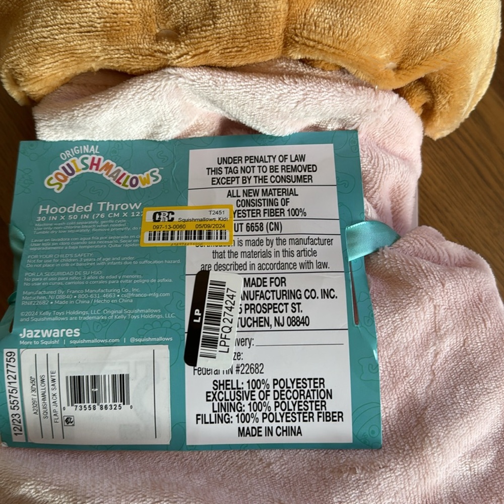 Squishmallow Throw - Picture 4 of 4